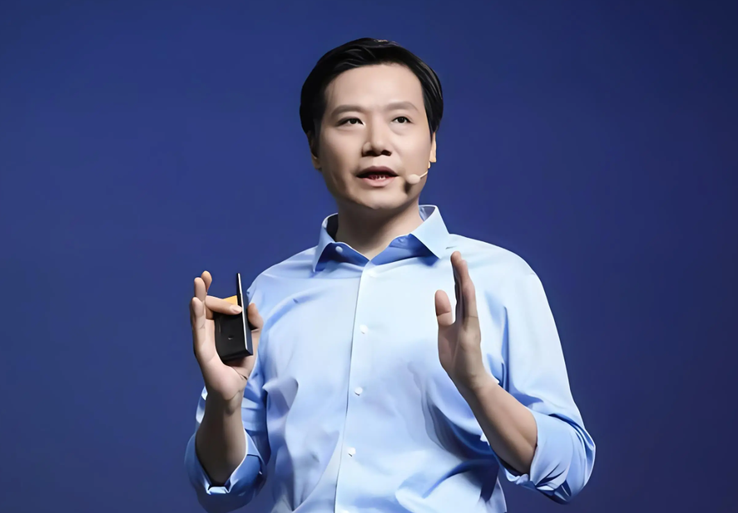 雷军的创业史诗:从硅谷之火的追光者到中国科技产业的造风者